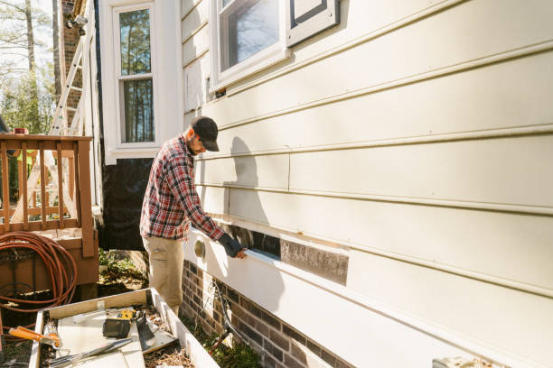 Top rated local Storm Damage Siding Repair specialists in Smicksburg, PA